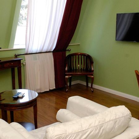 Prestige Palace - Esquisse Hotel Tbilisi Eksteriør bilde