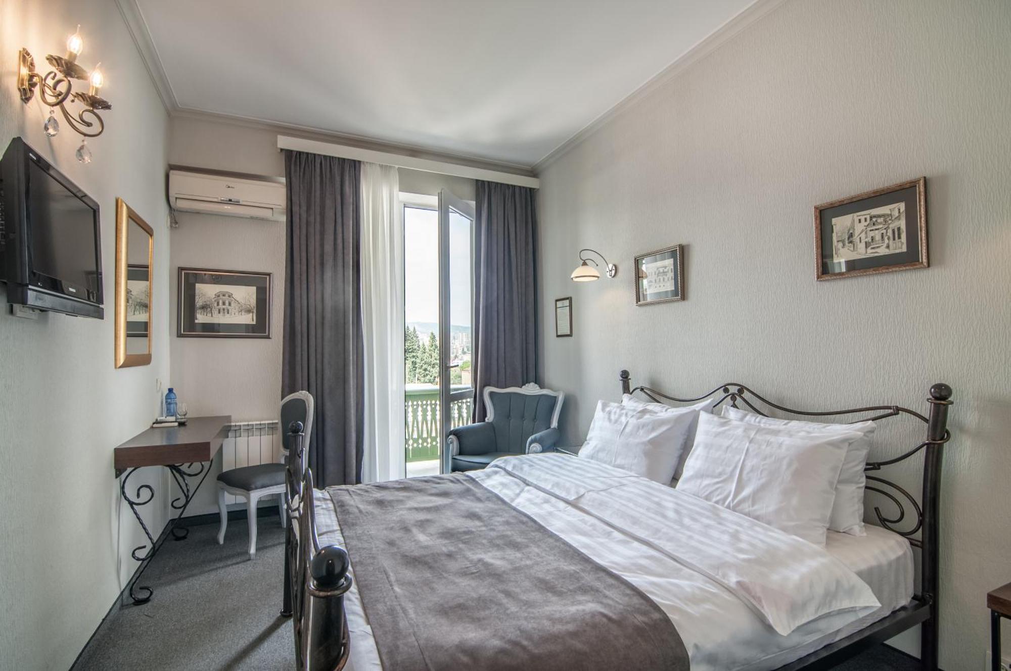 Prestige Palace - Esquisse Hotel Tbilisi Eksteriør bilde