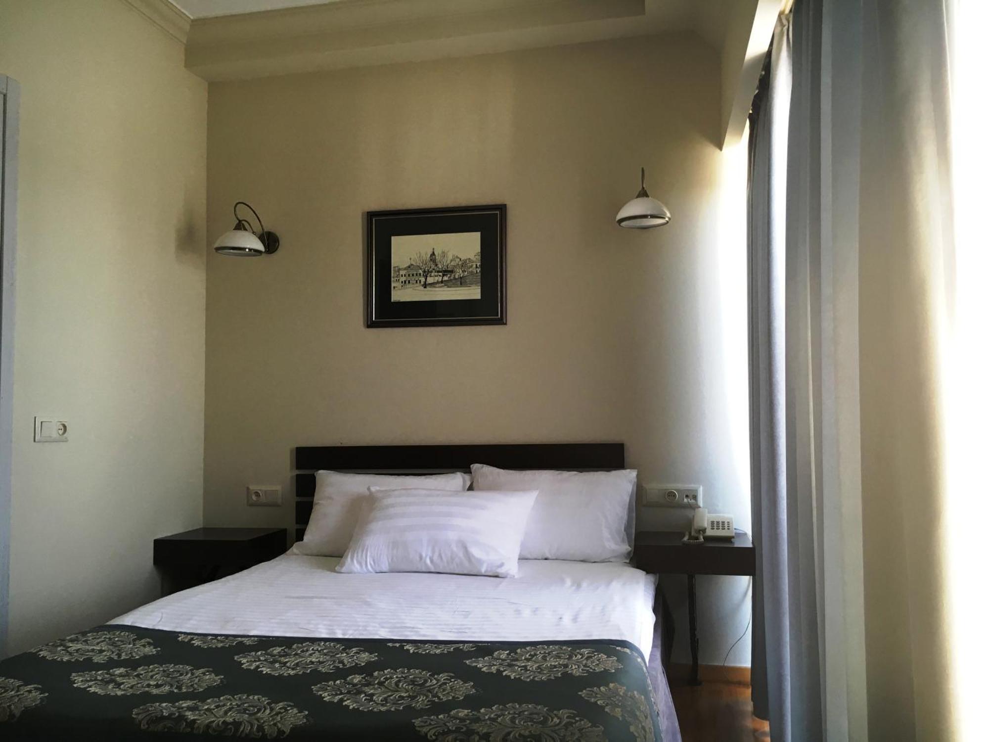 Prestige Palace - Esquisse Hotel Tbilisi Rom bilde