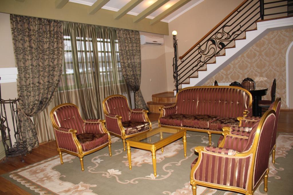 Prestige Palace - Esquisse Hotel Tbilisi Rom bilde