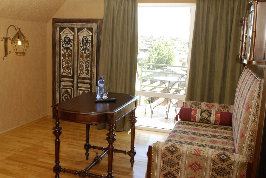 Prestige Palace - Esquisse Hotel Tbilisi Eksteriør bilde
