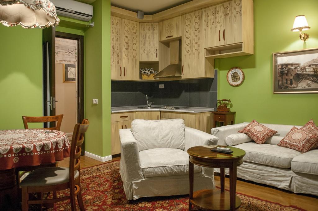Prestige Palace - Esquisse Hotel Tbilisi Eksteriør bilde