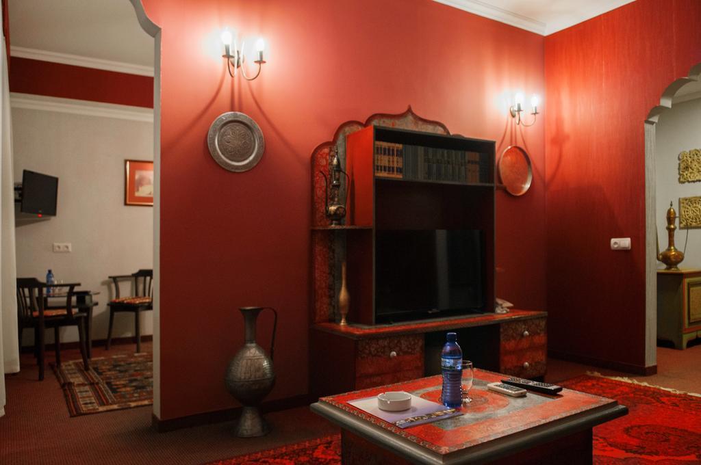 Prestige Palace - Esquisse Hotel Tbilisi Eksteriør bilde